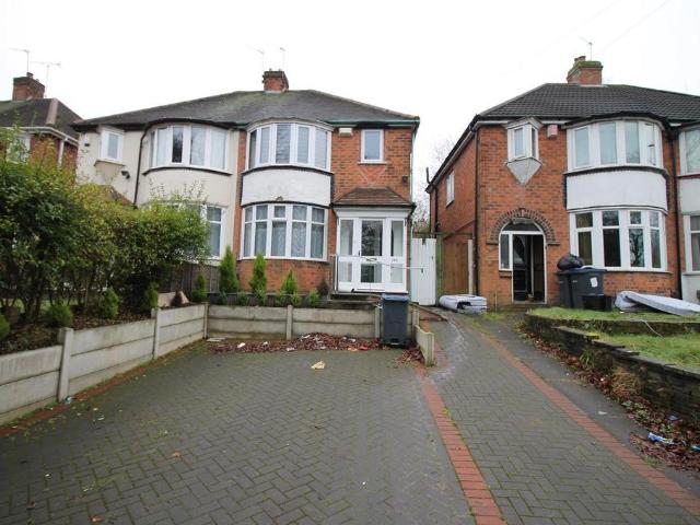 3 bedroom semi detached house for sale