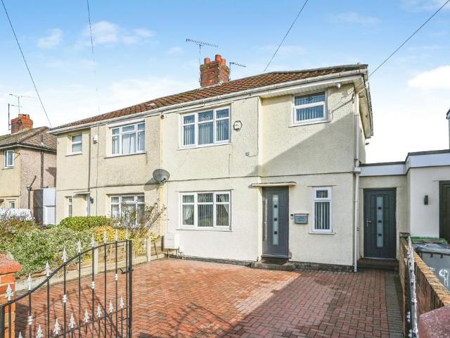 3 bedroom semi detached house for sale