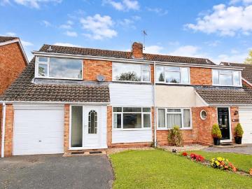 House for sale in Burhill - Garden, Fireplace