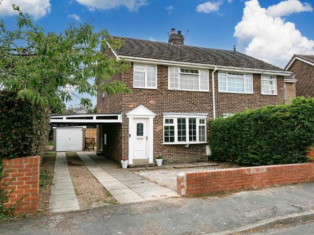 3 bedroom semi detached house for sale