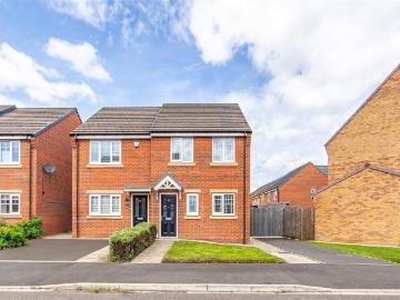 3 bedroom semi detached house for sale