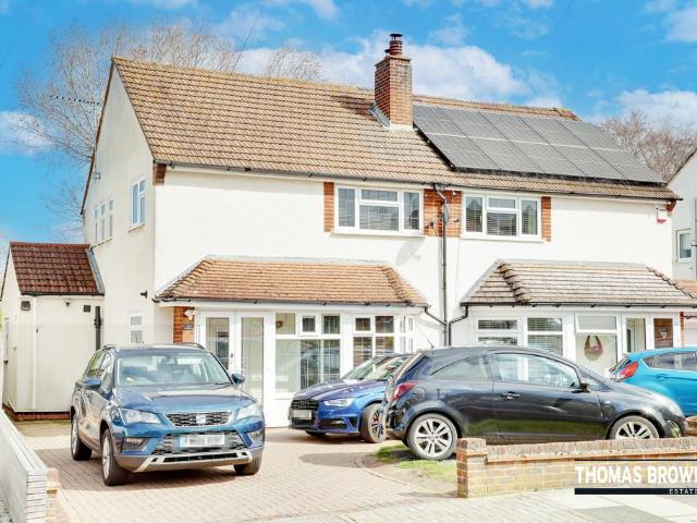 3 bedroom semi detached house for sale