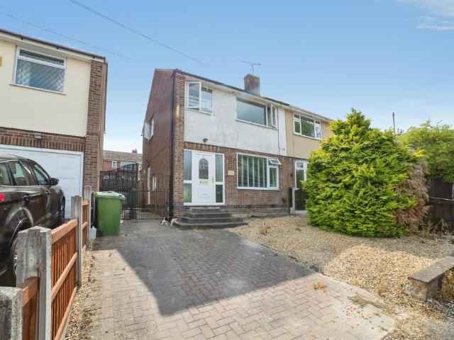 3 bedroom semi detached house for sale