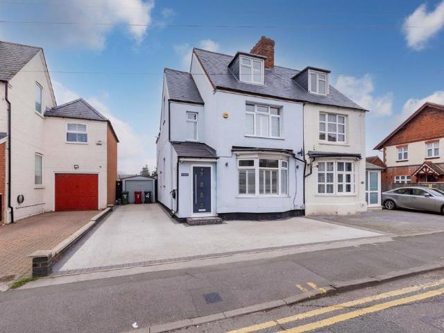 3 bedroom semi detached house for sale