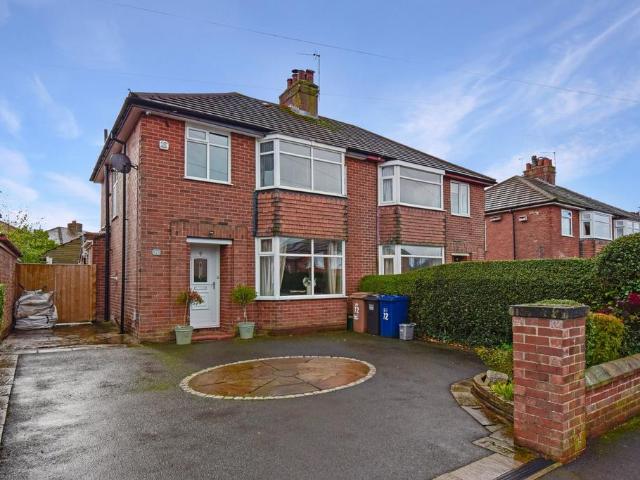 3 bedroom semi detached house for sale