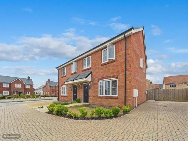 3 bedroom semi detached house for sale