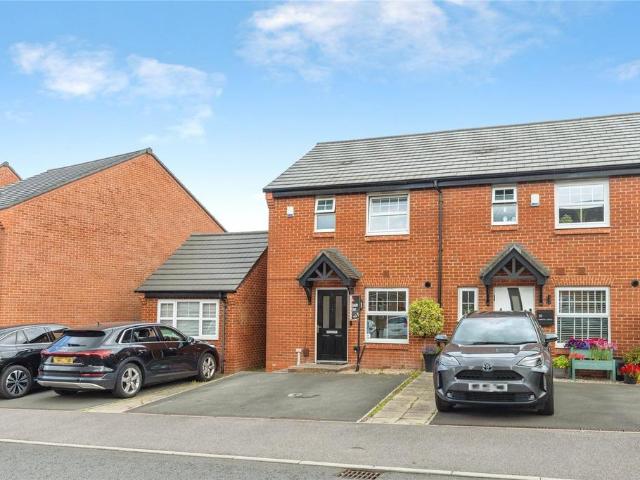 3 bedroom semi detached house for sale