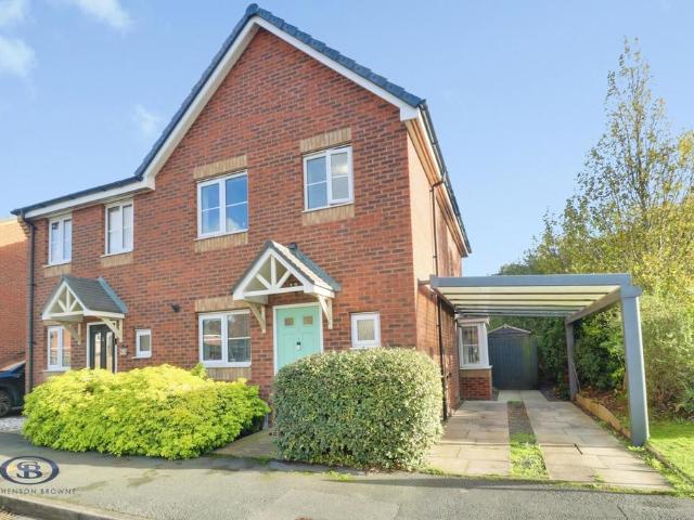 3 bedroom semi detached house for sale
