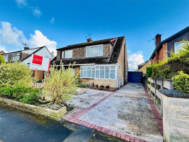 3 bedroom semi detached house for sale