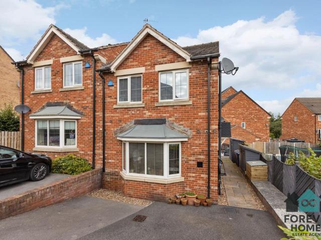 3 bedroom semi detached house for sale