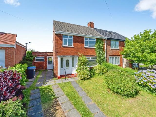 3 bedroom semi detached house for sale