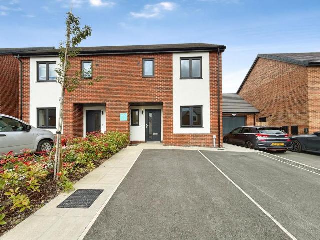 3 bedroom semi detached house for sale