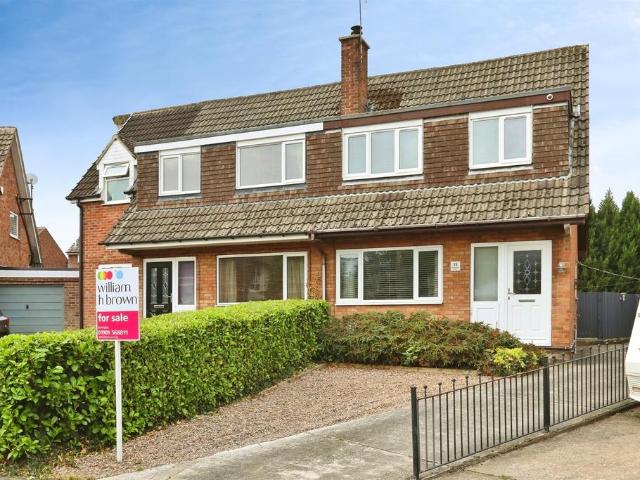 3 bedroom semi detached house for sale