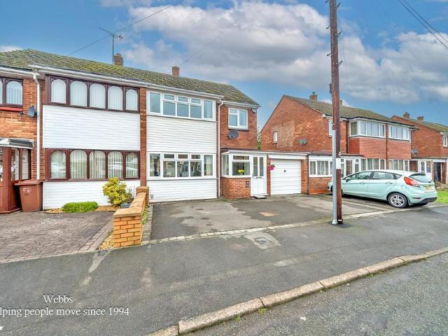3 bedroom semi detached house for sale