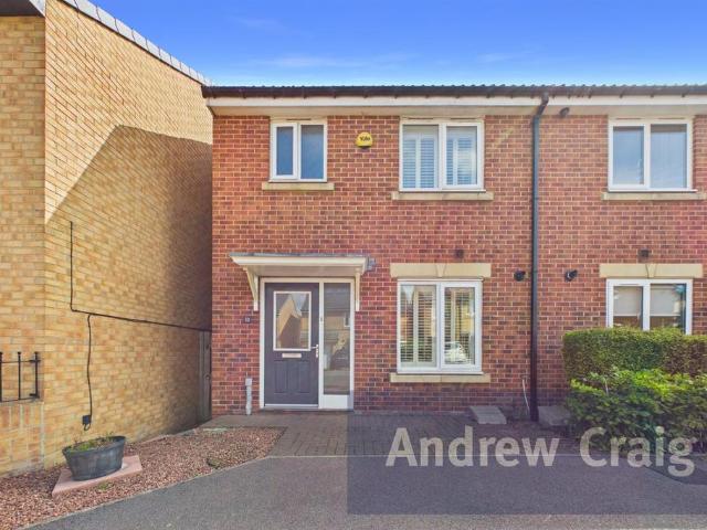 3 bedroom semi detached house for sale