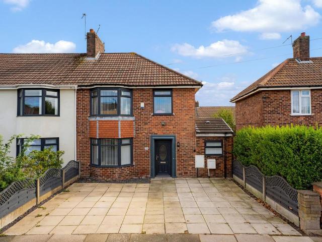 3 bedroom semi detached house for sale