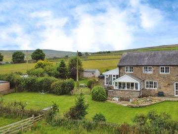 North East, North England - Garden, Parking