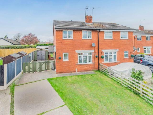 3 bedroom semi detached house for sale