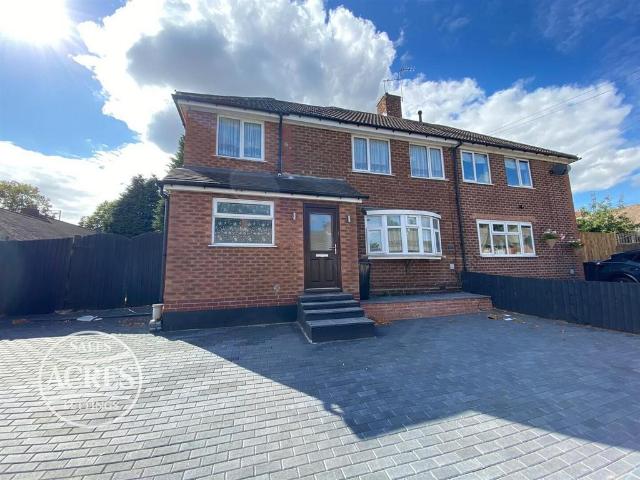 3 bedroom semi detached house for sale