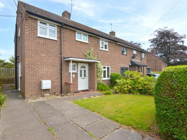 3 bedroom semi detached house for sale