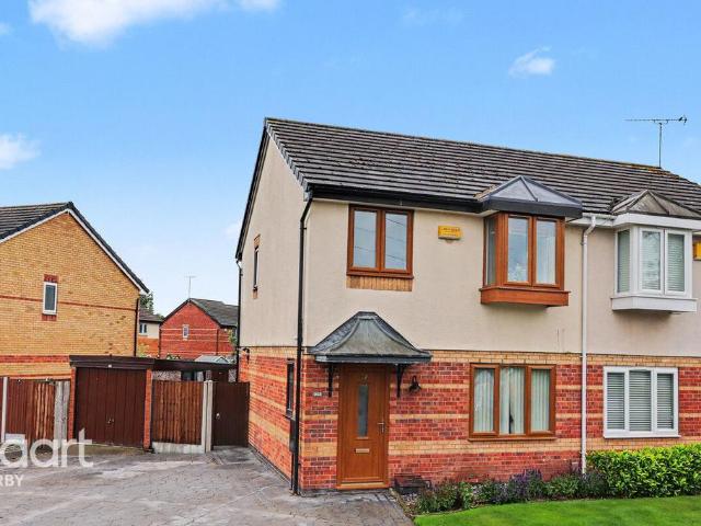 3 bedroom semi detached house for sale