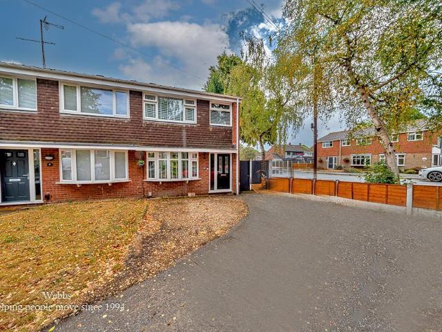 3 bedroom semi detached house for sale