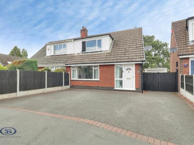 3 bedroom semi detached house for sale