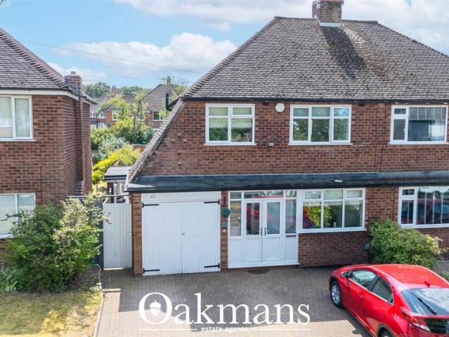 3 bedroom semi detached house for sale