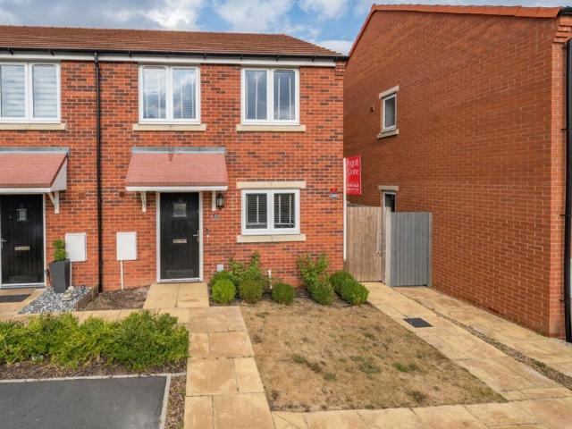 3 bedroom semi detached house for sale