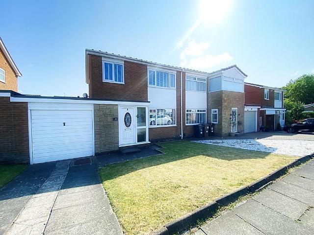 3 bedroom semi detached house for sale