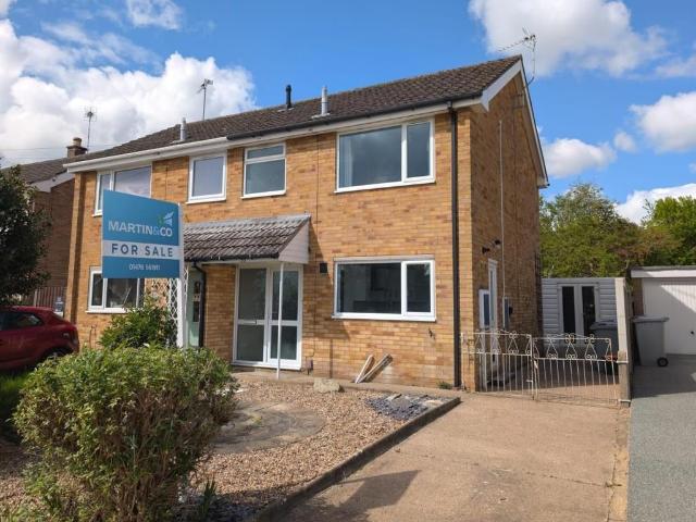 3 bedroom semi detached house for sale