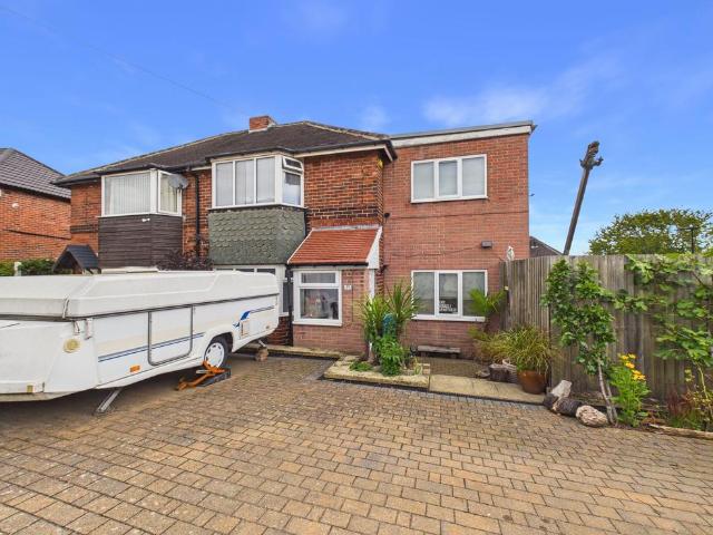 3 bedroom semi detached house for sale