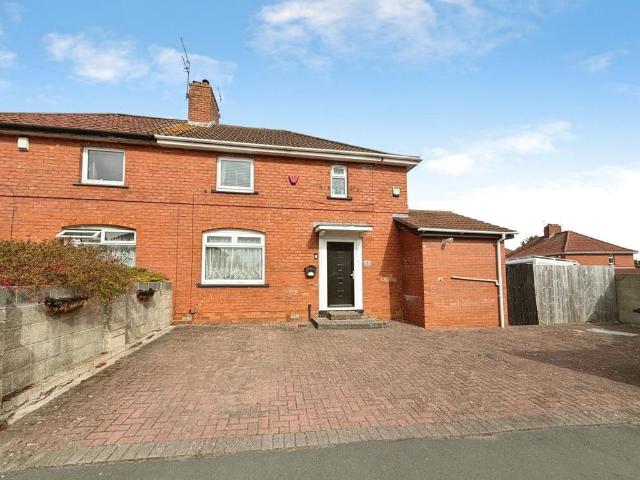 3 bedroom semi detached house for sale