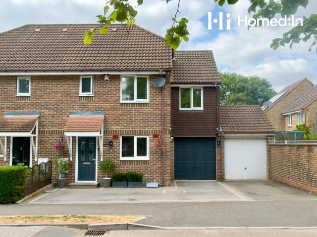 3 bedroom semi detached house for sale