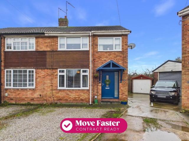 3 bedroom semi detached house for sale