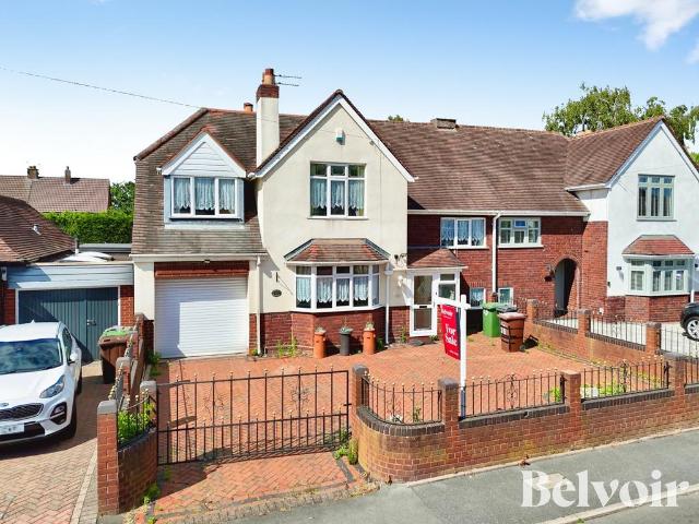 3 bedroom semi detached house for sale