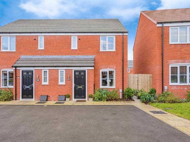3 bedroom semi detached house for sale