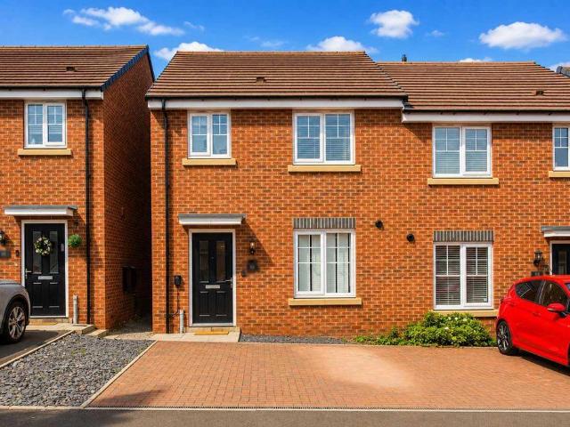 3 bedroom semi detached house for sale