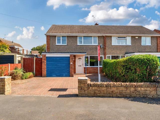 3 bedroom semi detached house for sale