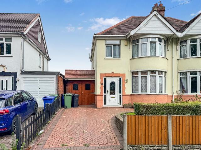 3 bedroom semi detached house for sale