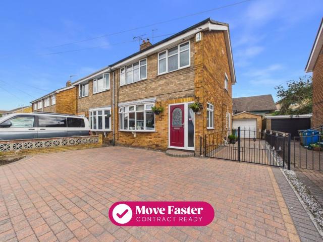 3 bedroom semi detached house for sale