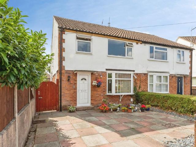 3 bedroom semi detached house for sale