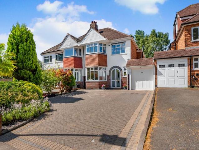 3 bedroom semi detached house for sale