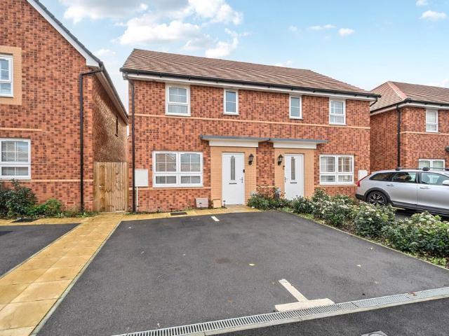 3 bedroom semi detached house for sale
