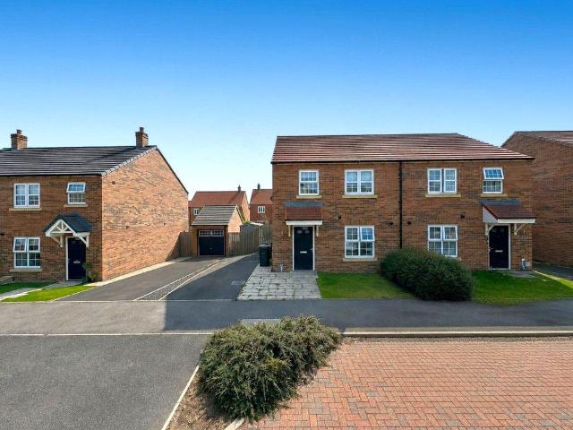 3 bedroom semi detached house for sale