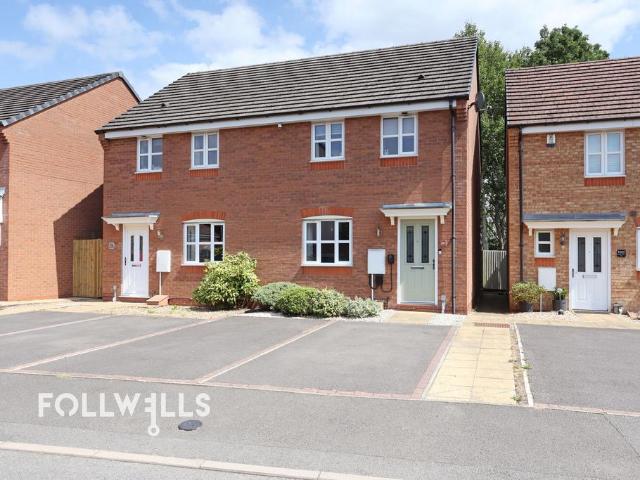 3 bedroom semi detached house for sale