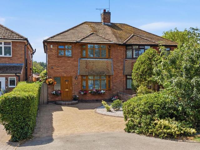 3 bedroom semi detached house for sale