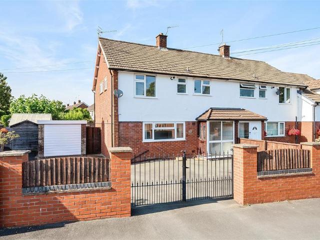 3 bedroom semi detached house for sale