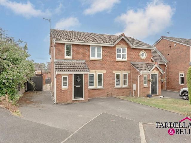 3 bedroom semi detached house for sale