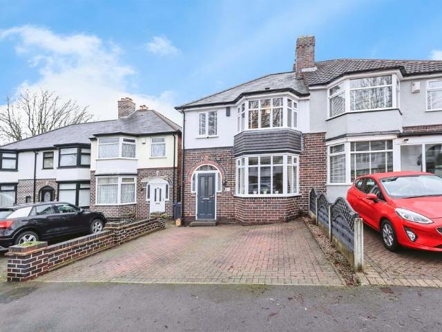 3 bedroom semi detached house for sale